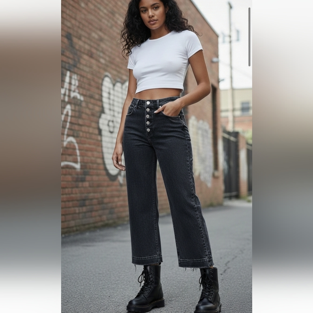 Abercrombie And Fitch High-Waisted Black  Crop Distressed Button-Fly Jeans